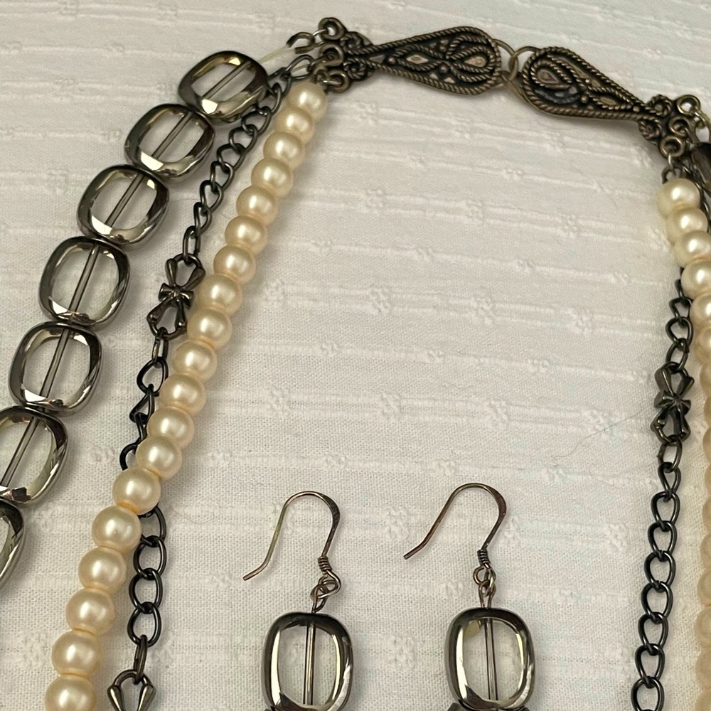 Handmade necklace earring set